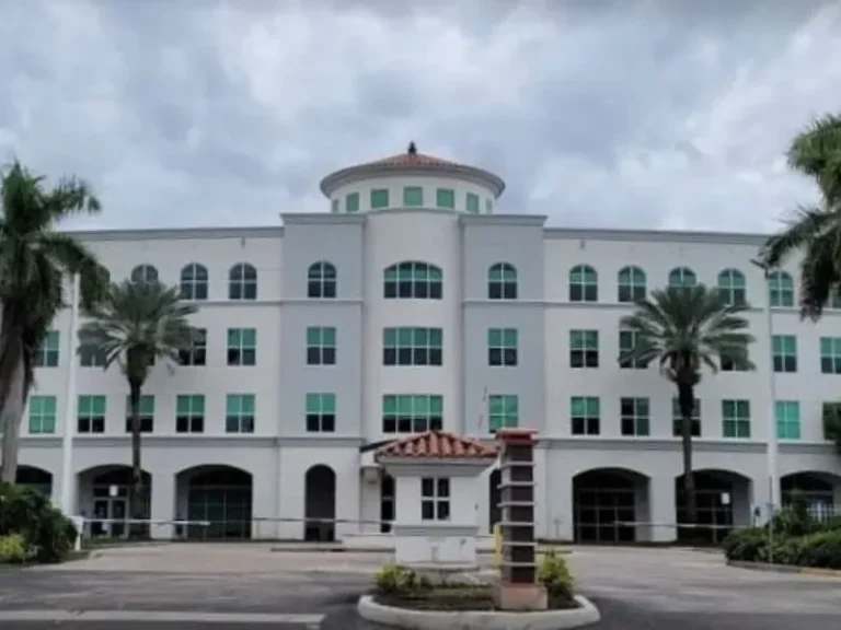 Campos Law Firm Miami, FL office — office building exterior